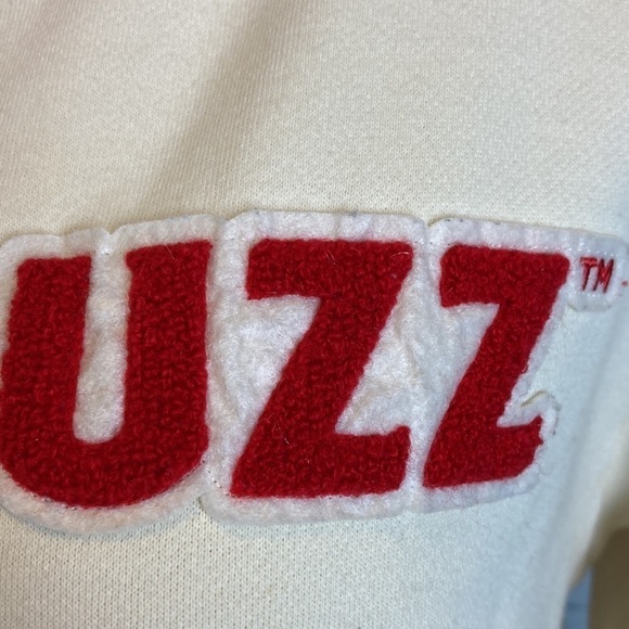 Betty Buzz Blake Lively Women’s Crewneck Sweatshirt Sz M Cozy Comfy Gossip Girl - Picture 9 of 16